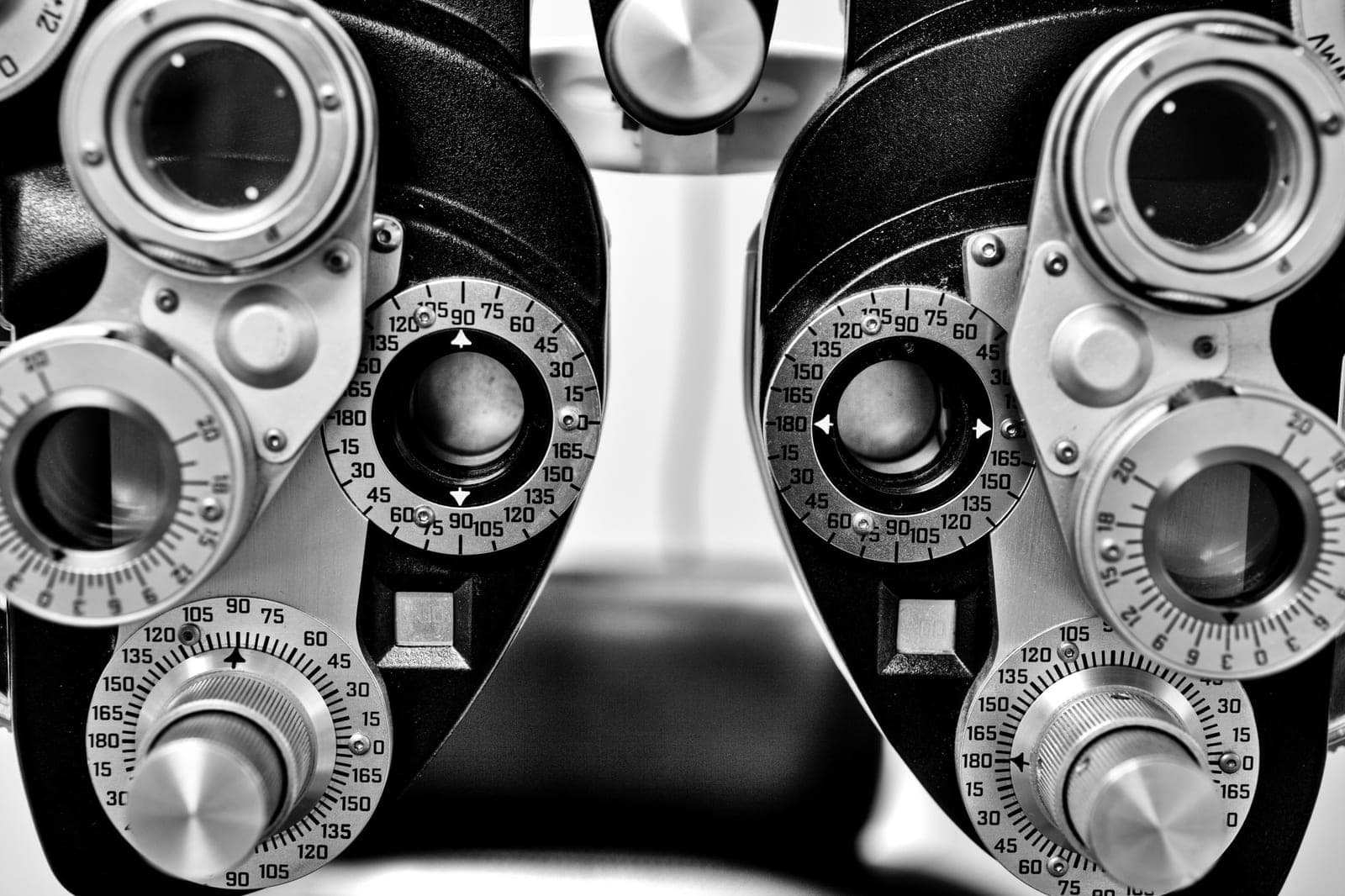 SeniorHome.ca - Dr. David & Jason Thompson, Optometrists