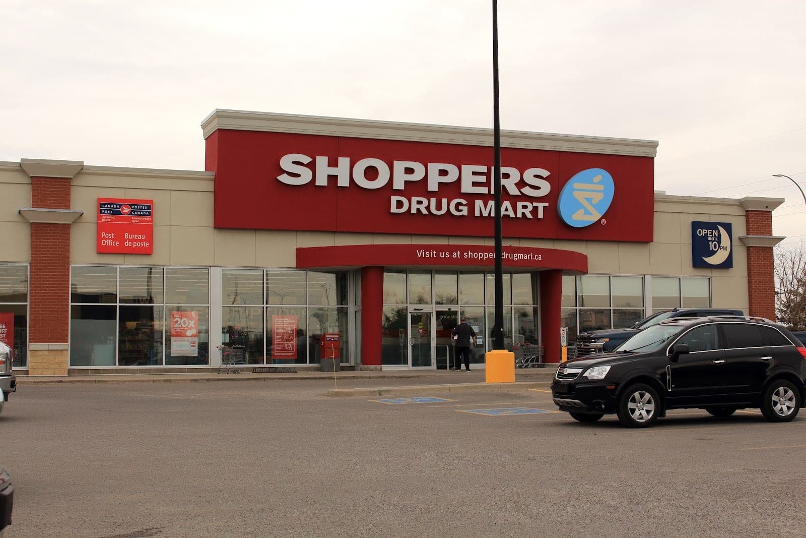 Shoppers Drug Mart (photo: KC Kiefuik, via Google)