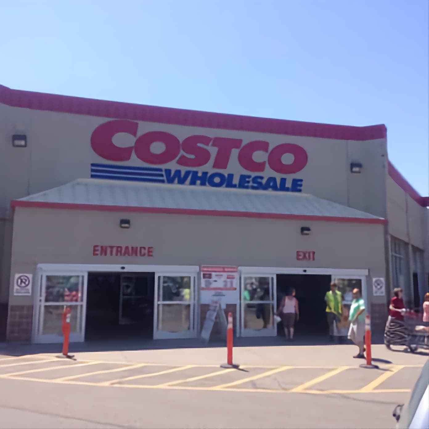 Costco Pharmacy (photo: Lazarus, via Google)