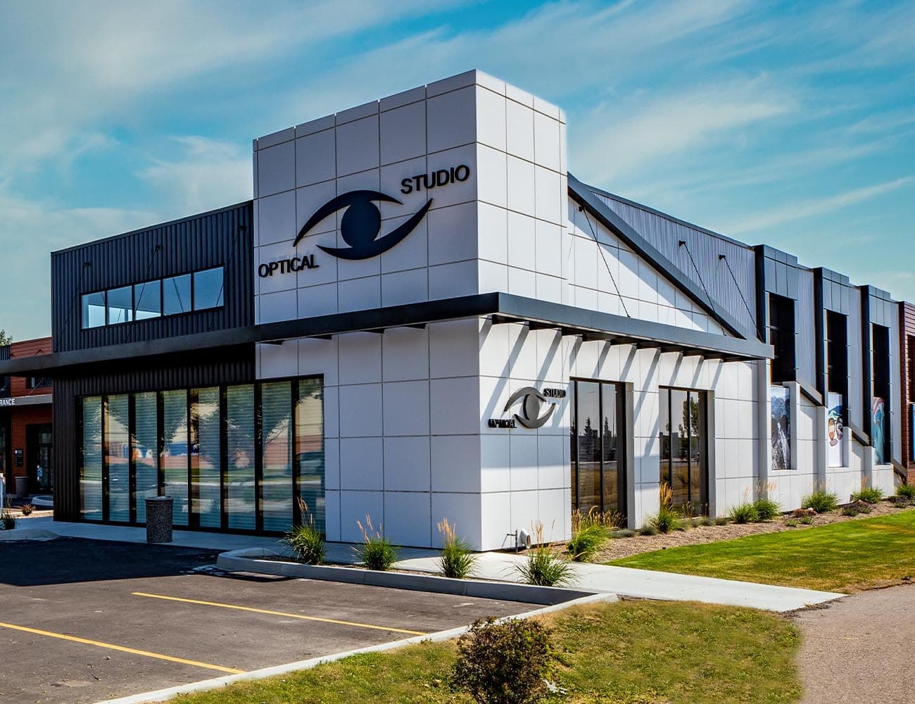 SeniorHome.ca - Optical Studio