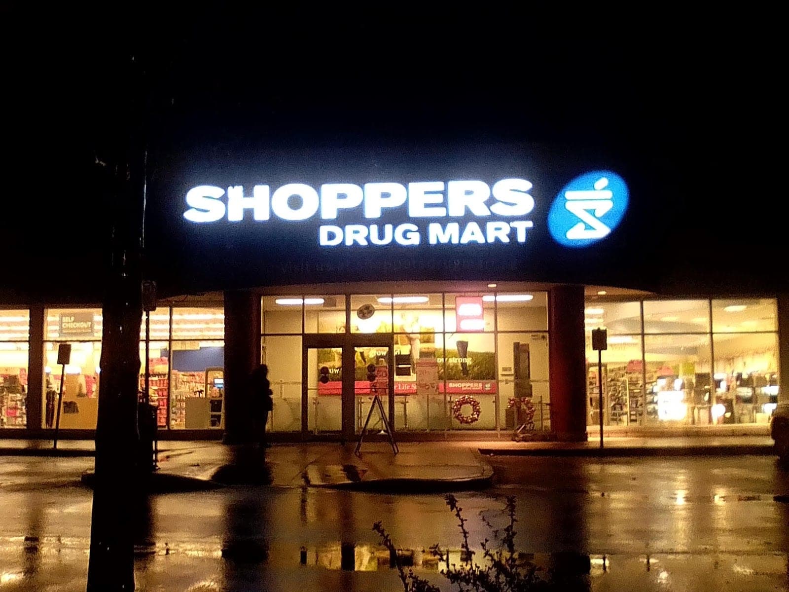 Shoppers Drug Mart (photo: John Nymann, via Google)