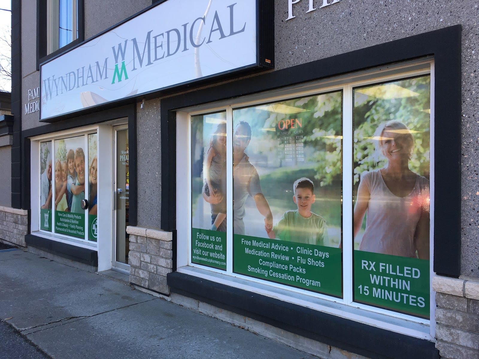 Wyndham Medical Pharmacy (photo: Lalo Salamanca-Varga (Ραρι lαlσ Ѕαlαмαиçα), via Google)
