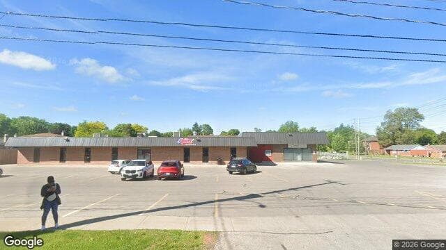Dave's Drugstore (Google Street View)
