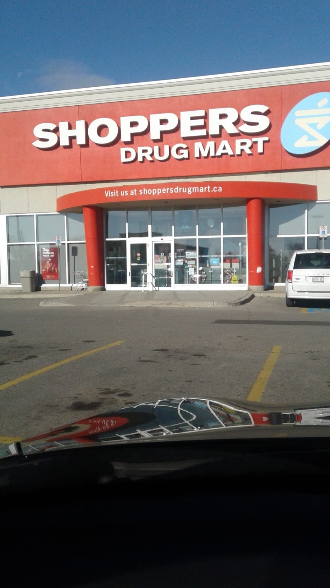Shoppers Drug Mart (photo: J LA, via Google)