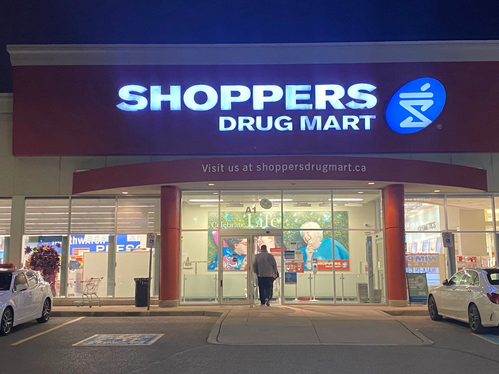 Shoppers Drug Mart (photo: Pantea, via Google)