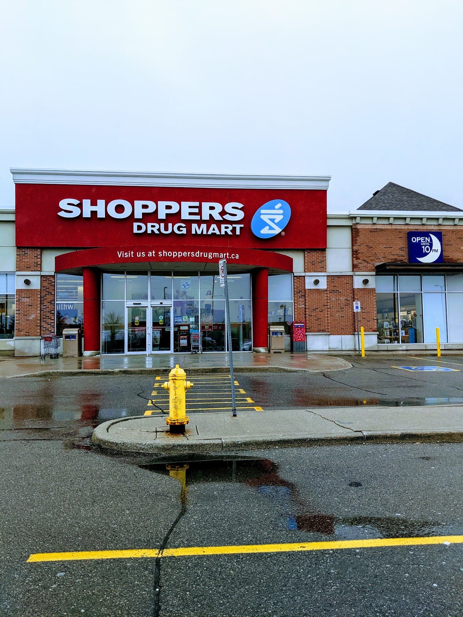 Shoppers Drug Mart (photo: Amir, via Google)