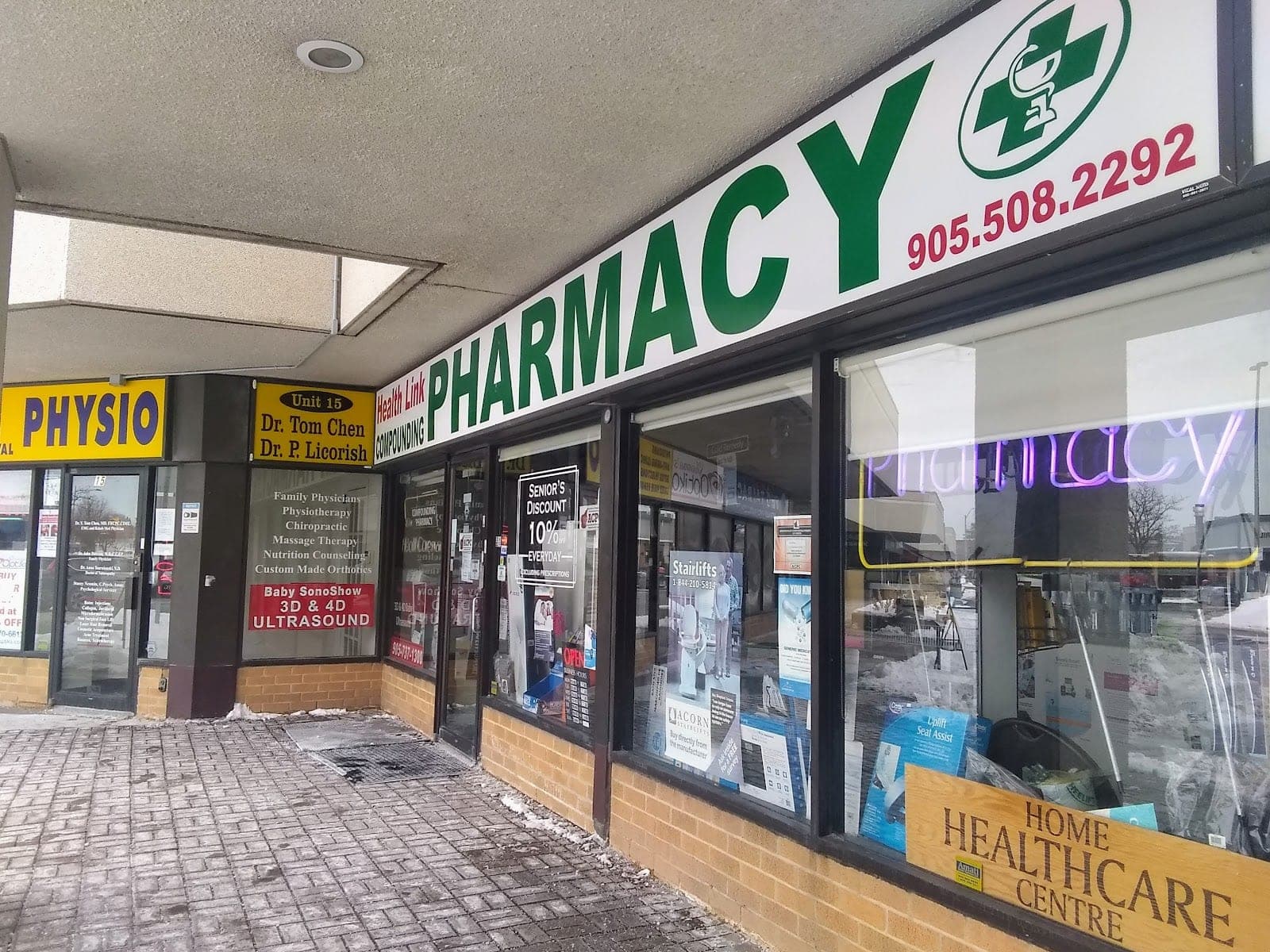 Health Link Pharmacy (photo: P. F.H. Lai, via Google)