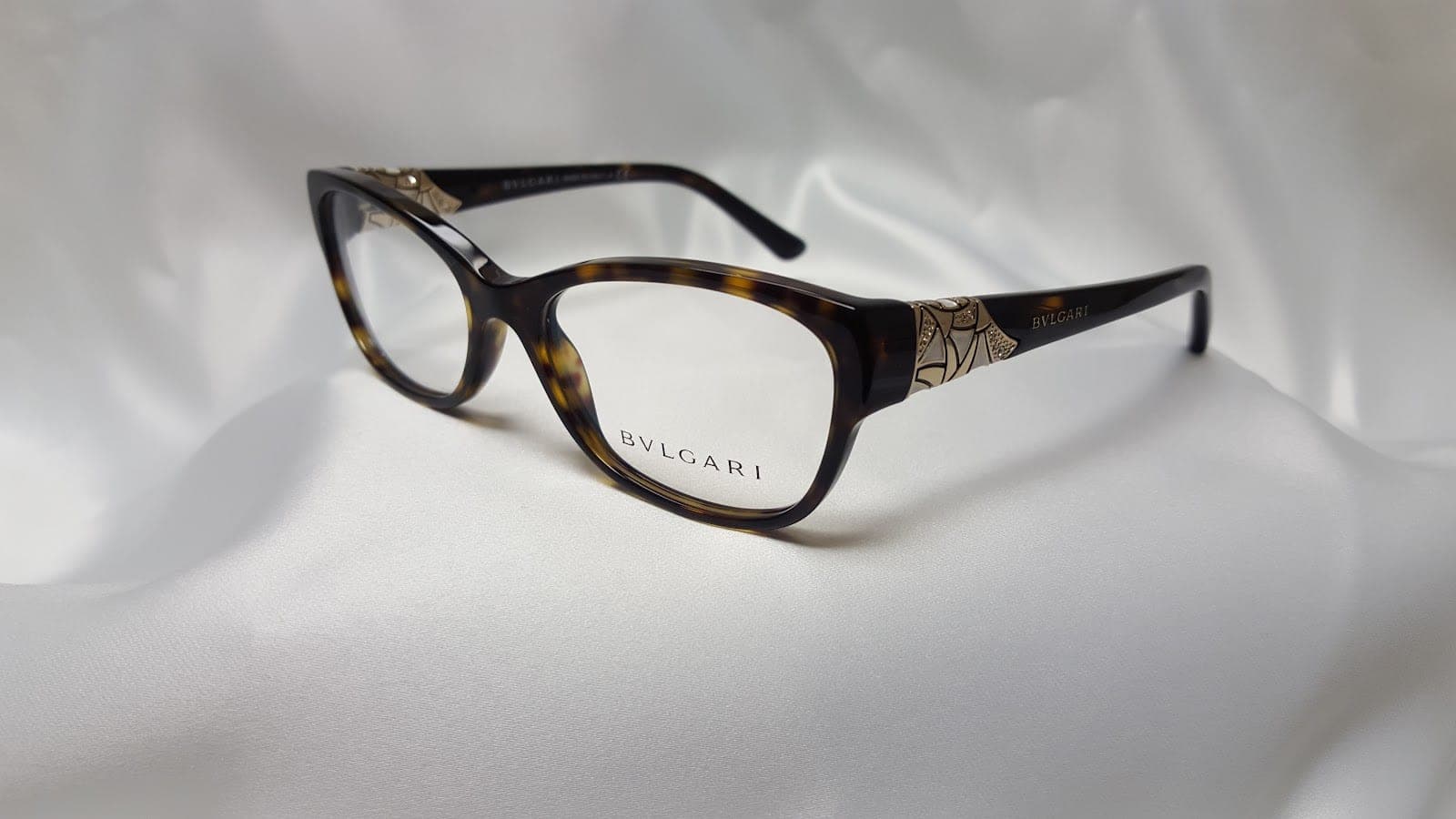 Eyes On Yonge Optical (photo: Eyes On Yonge Optical, via Google)