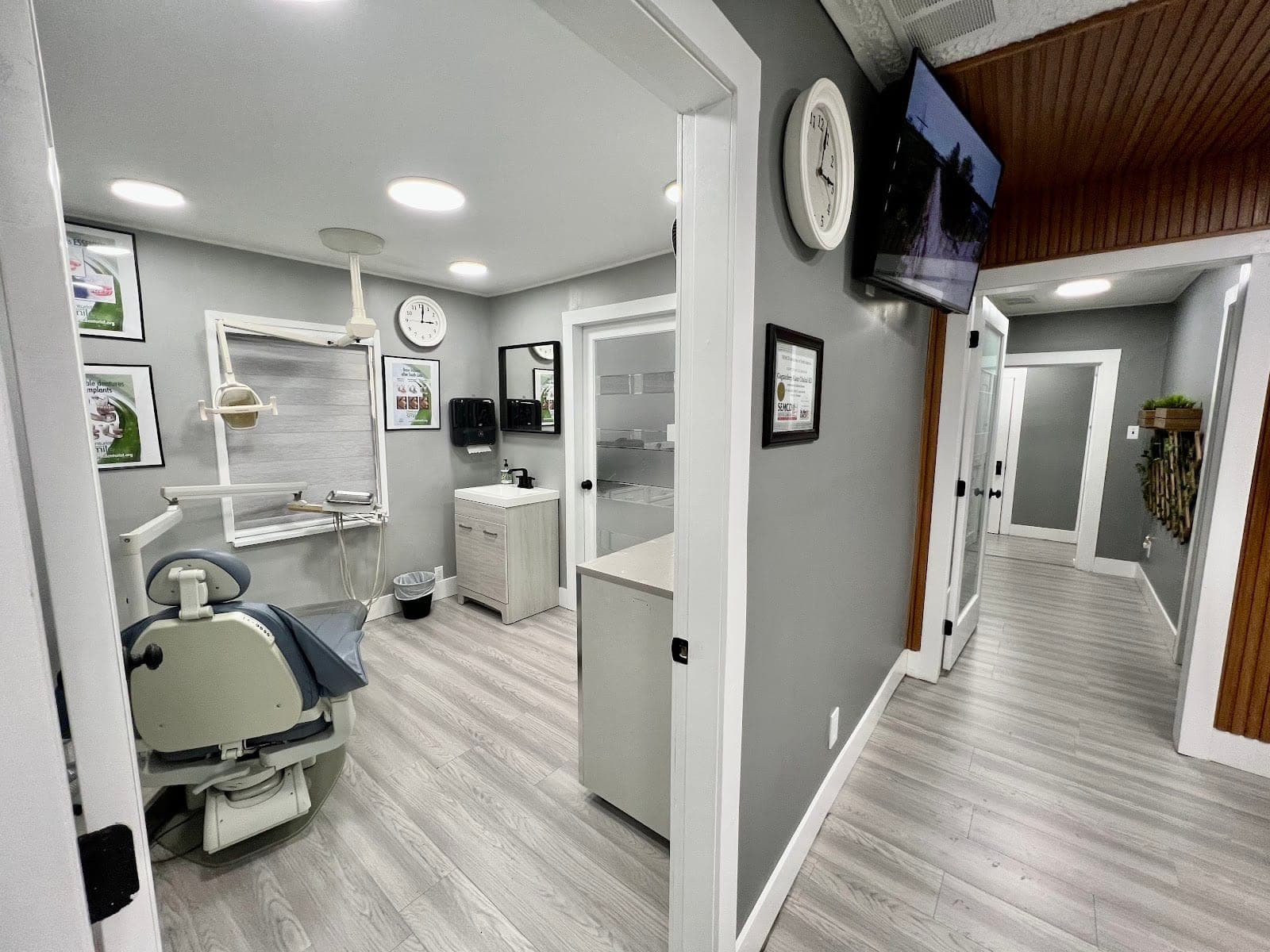 Keep Smiling Denture Clinic (photo: Keep Smiling Denture Clinic, via Google)