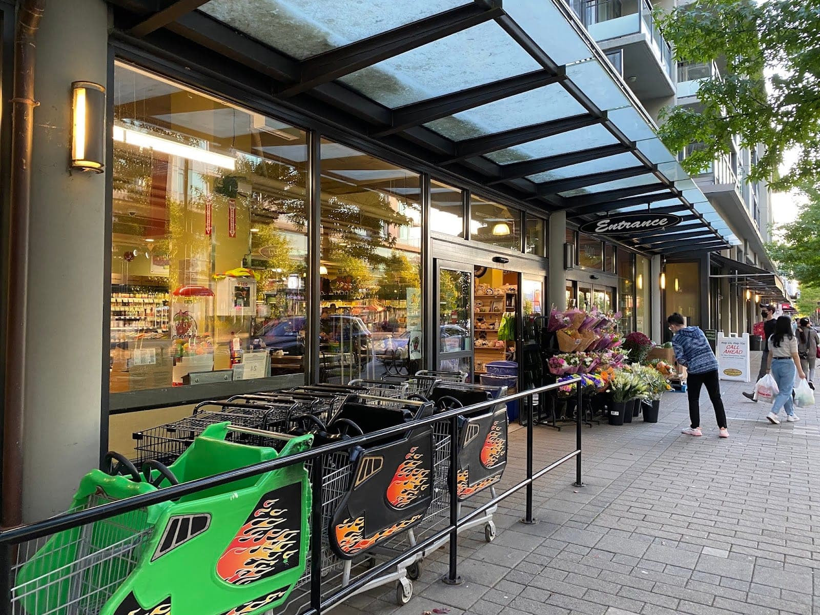 Nesters Market (photo: Aylar, via Google)