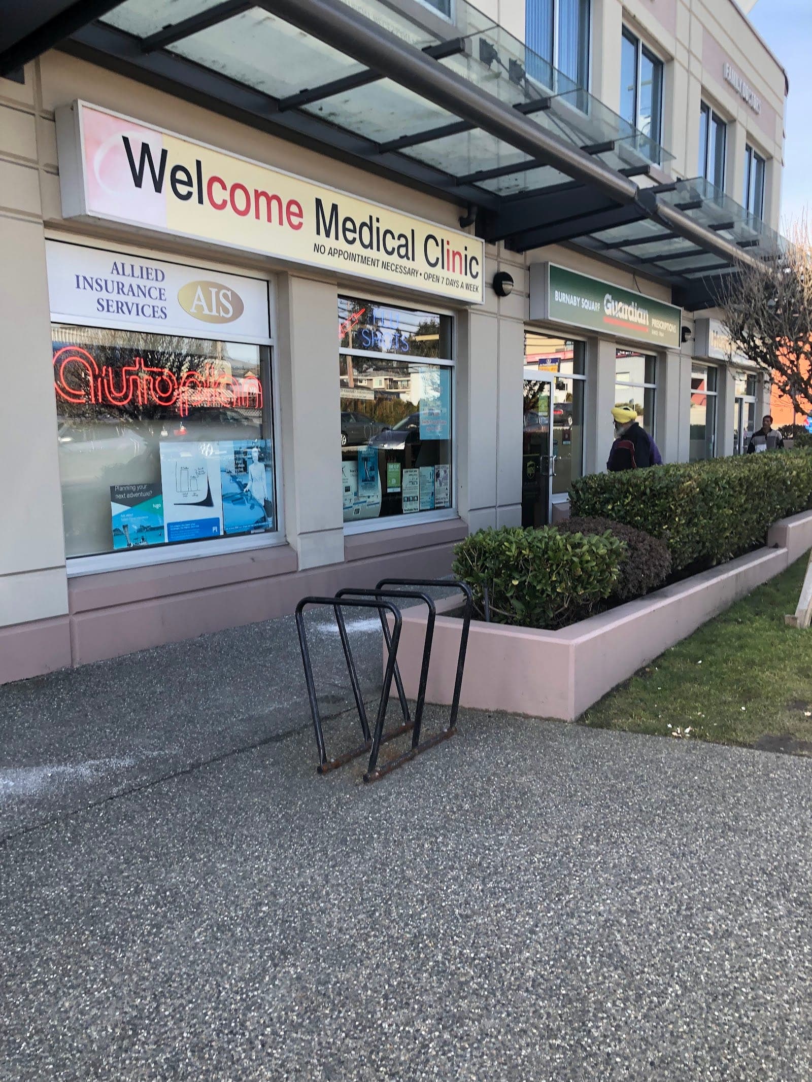 Guardian Burnaby Square Pharmacy (photo: Godwin C, via Google)