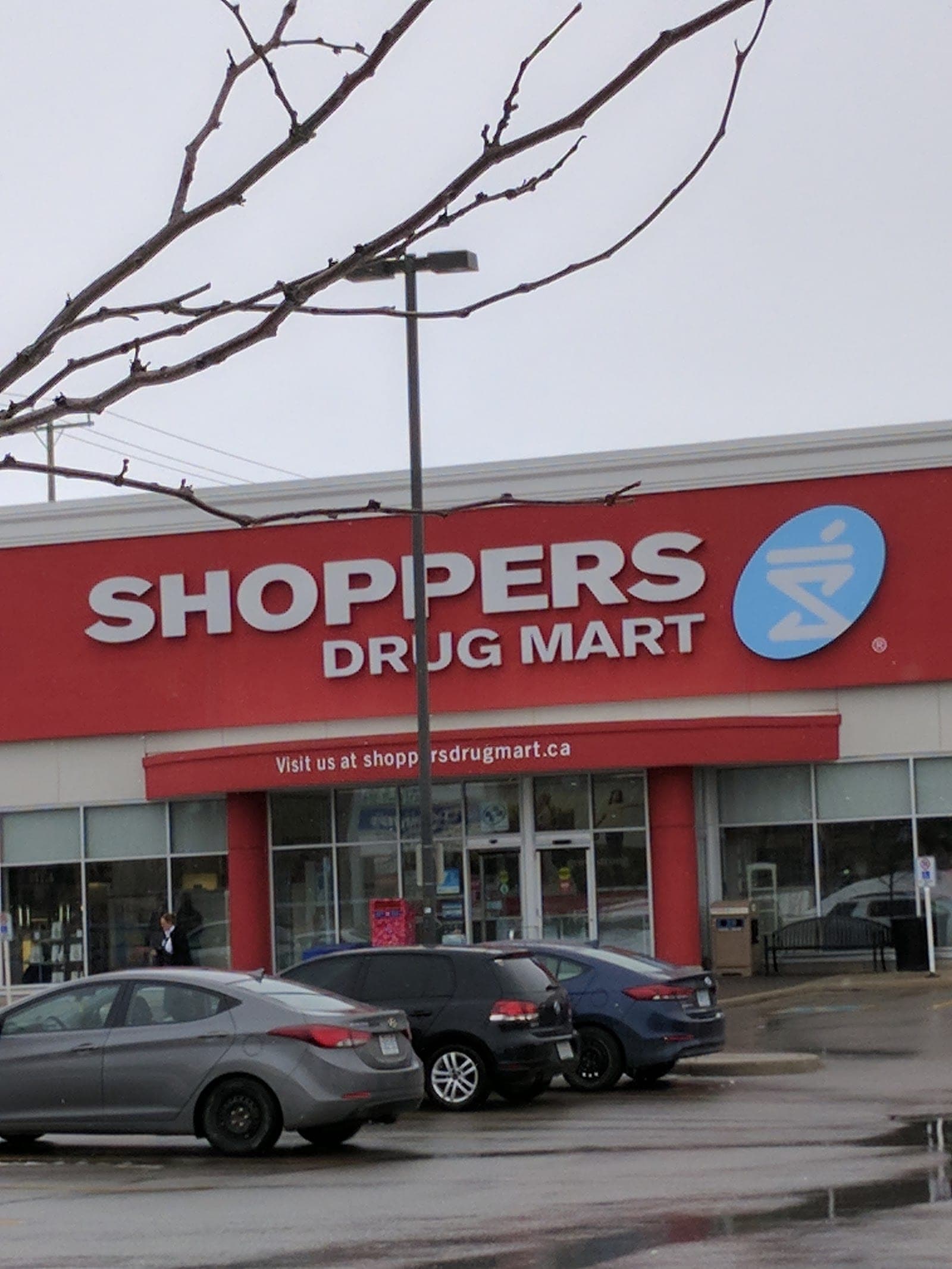 Shoppers Drug Mart (photo: pat kia, via Google)