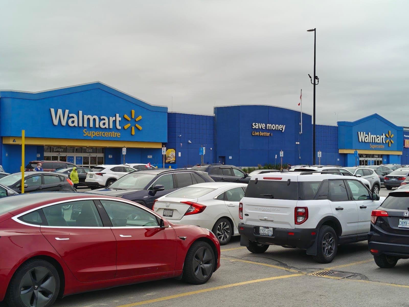 Walmart Pharmacy (photo: deven panchotiya, via Google)