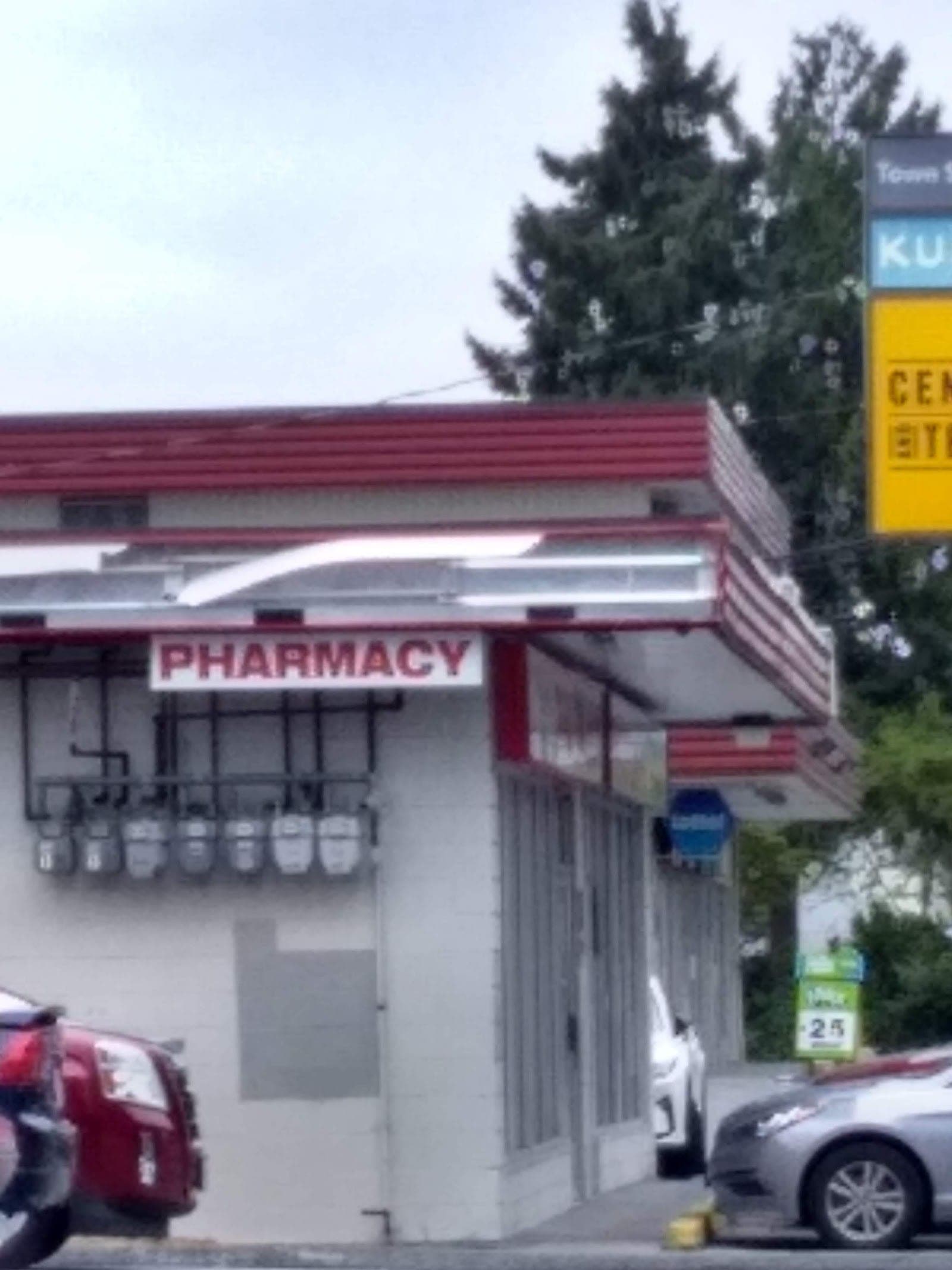 Kingstons Pharmacy (photo: John, via Google)