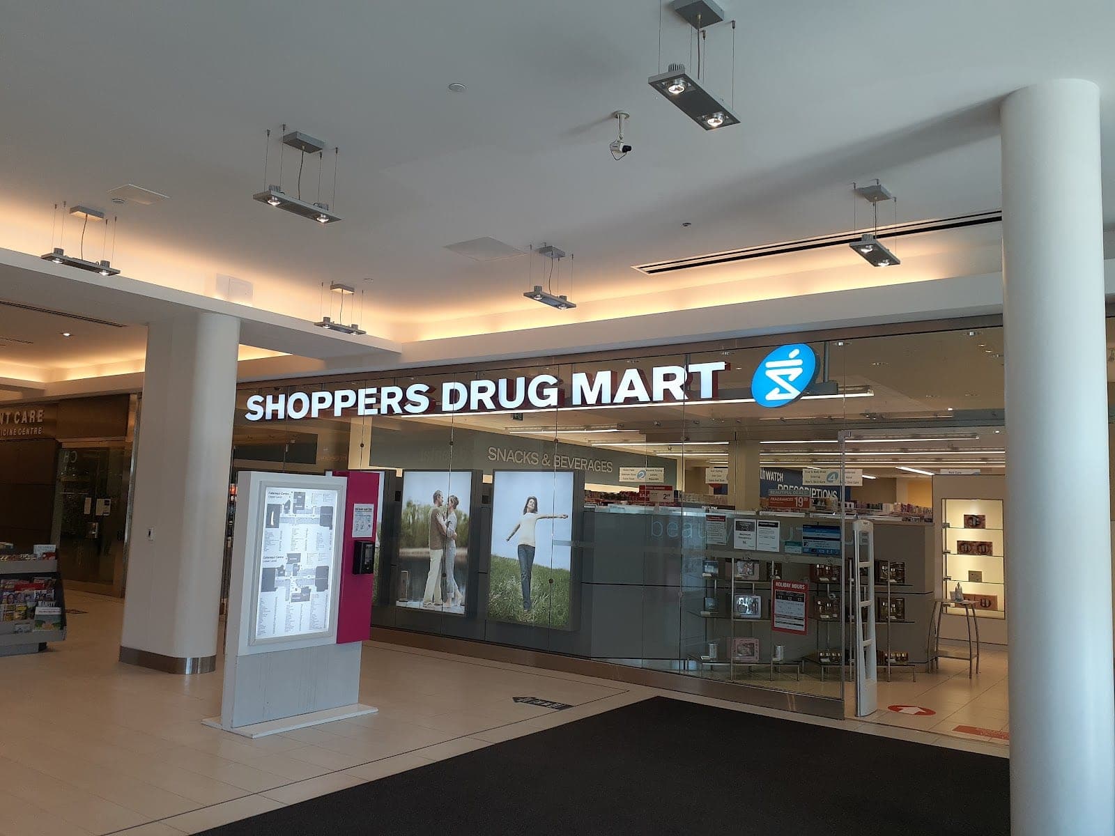 Shoppers Drug Mart (photo: Jonathan E. Thompson, via Google)