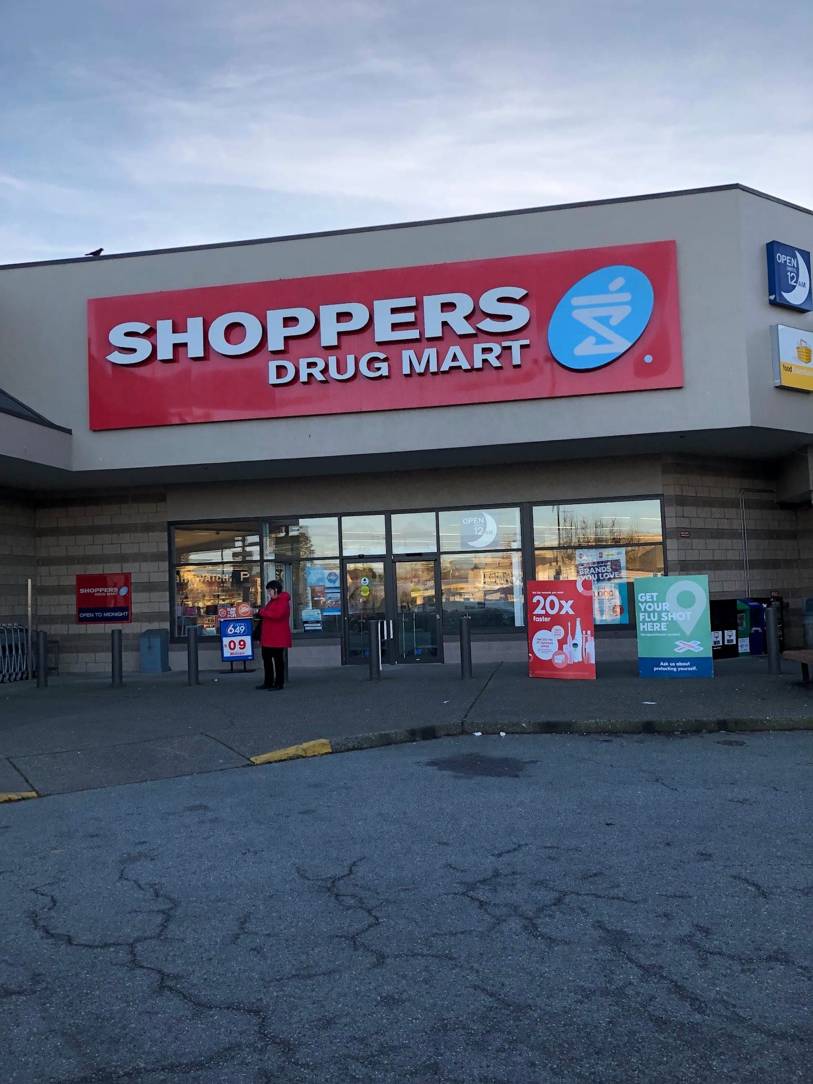 Shoppers Drug Mart (photo: Godwin C, via Google)