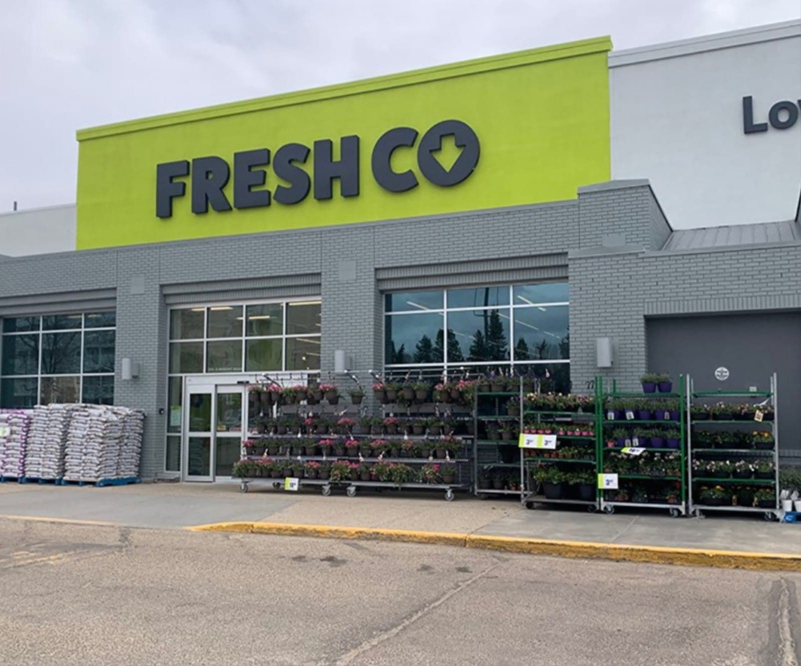 FreshCo Pharmacy Ninth (photo: Lazarus, via Google)