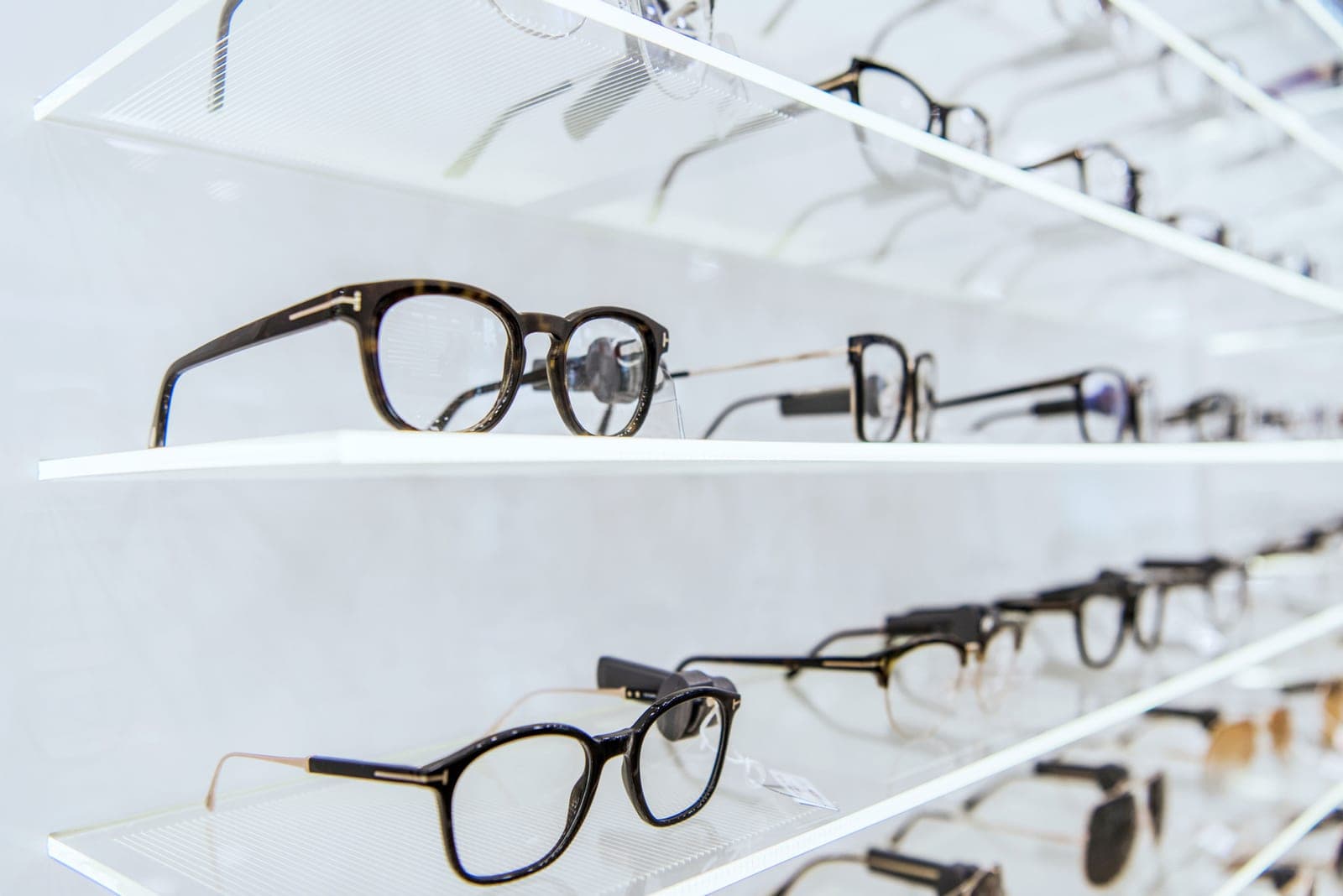 SeniorHome.ca - Axxis Optical