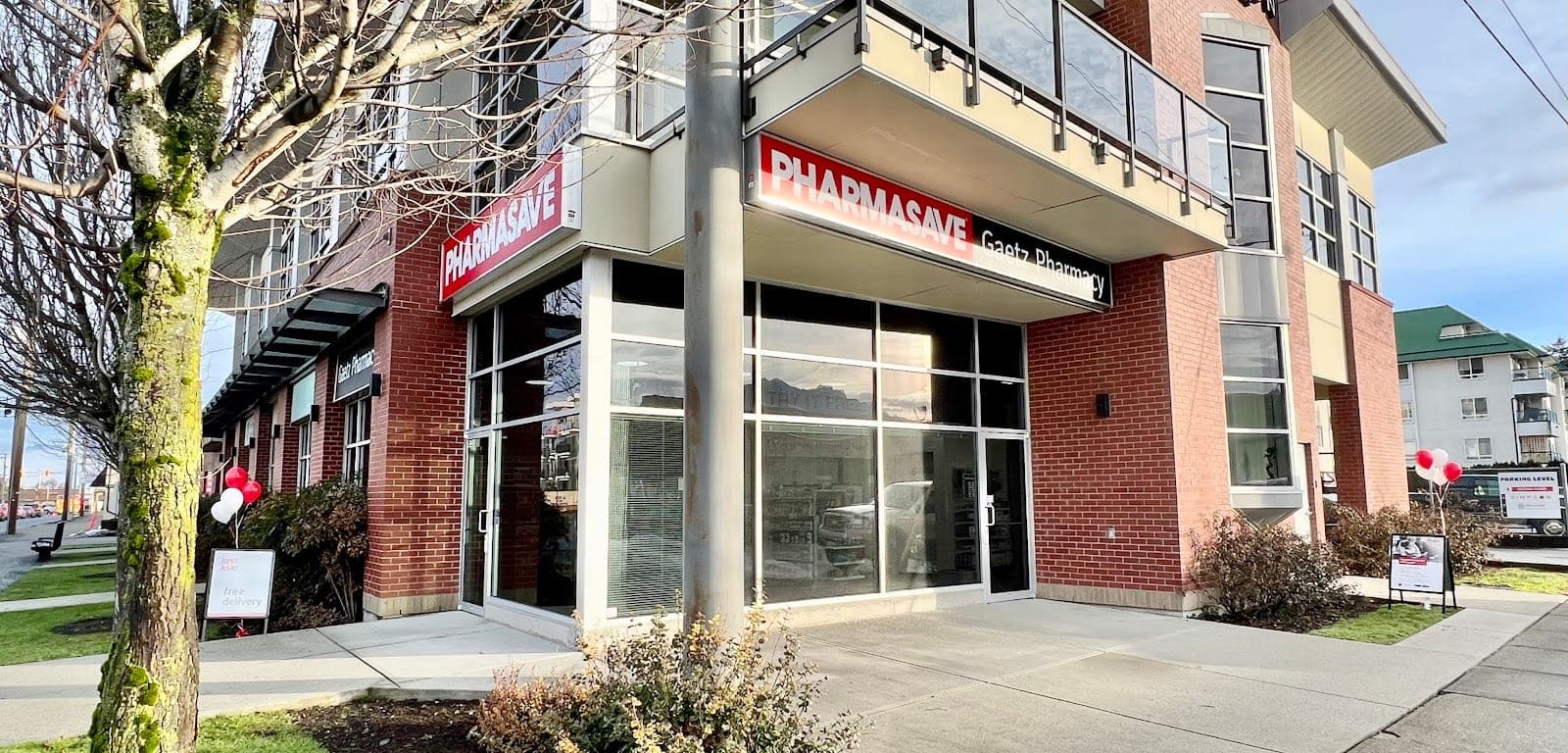 Gaetz Pharmasave (photo: Gaetz Pharmasave, via Google)