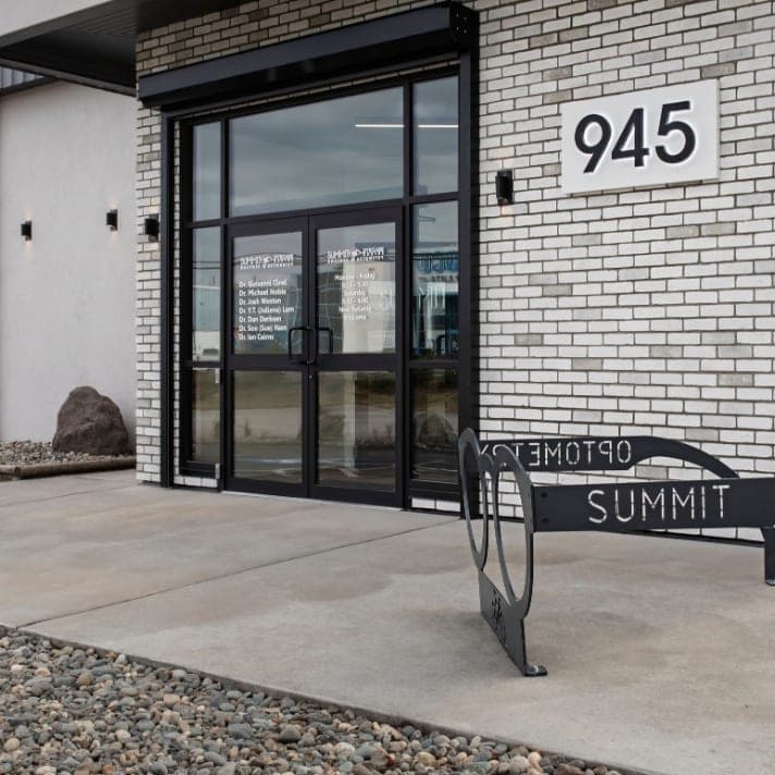 SeniorHome.ca - Summit Eyecare