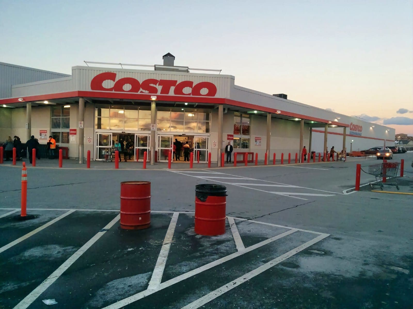 Costco Pharmacy (photo: Lazarus, via Google)