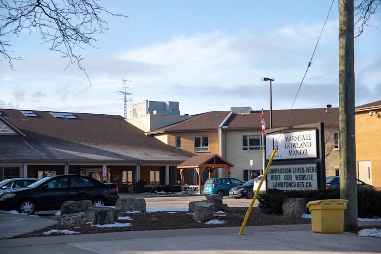 Marshall Gowland Manor - Photo 1