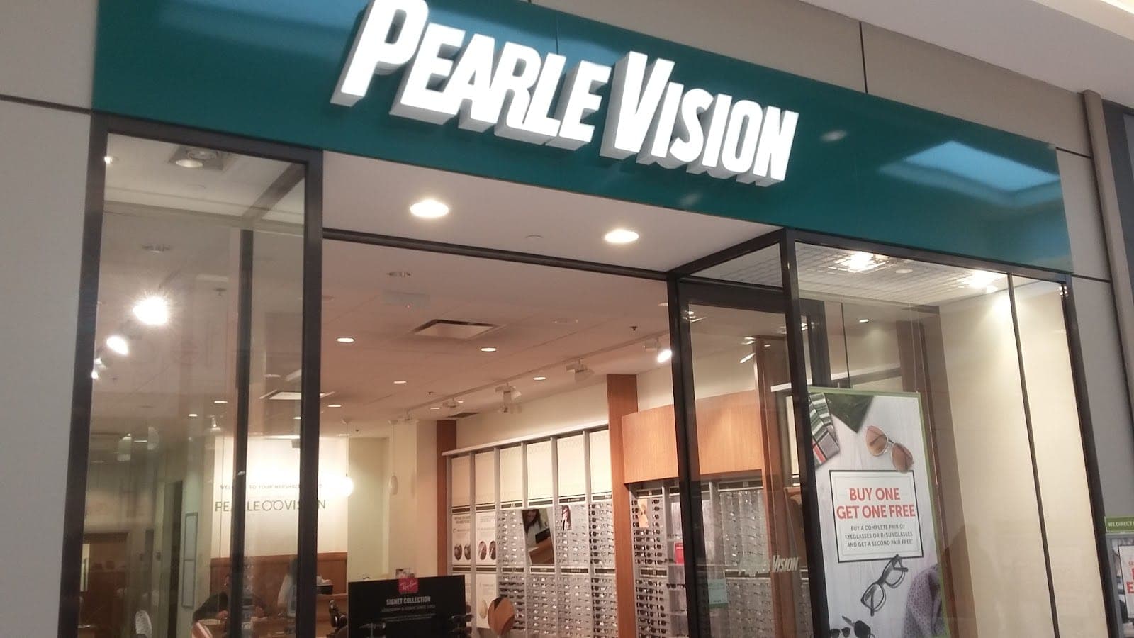 Pearle Vision (photo: Corentin Mathias, via Google)