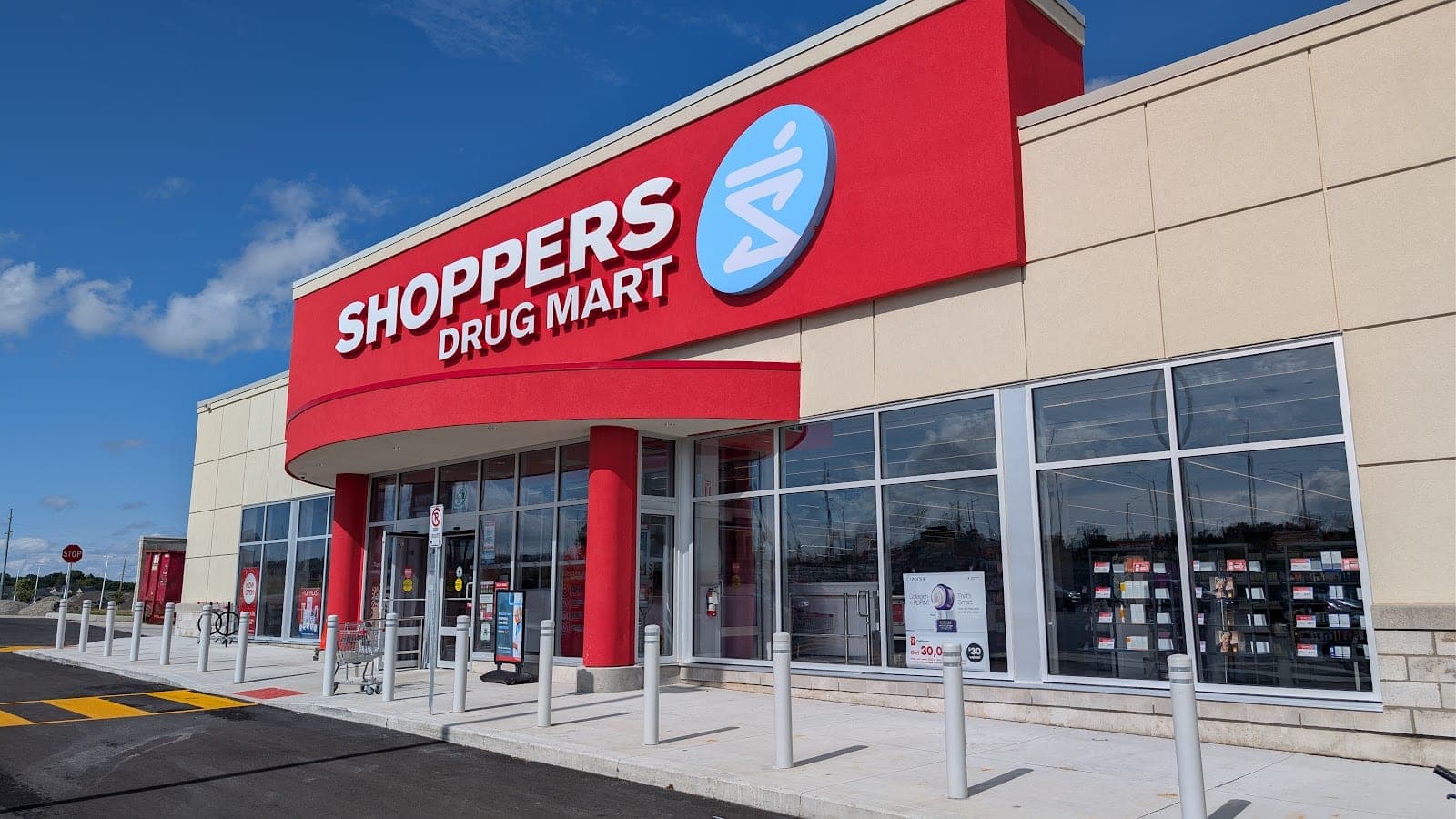 Shoppers Drug Mart (photo: Zane DaCosta-Lewis, via Google)