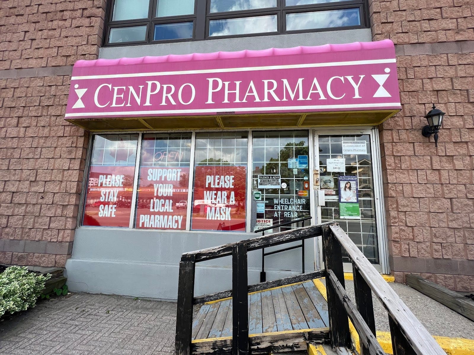 Cenpro Pharmacy (photo: Cenpro Pharmacy, via Google)