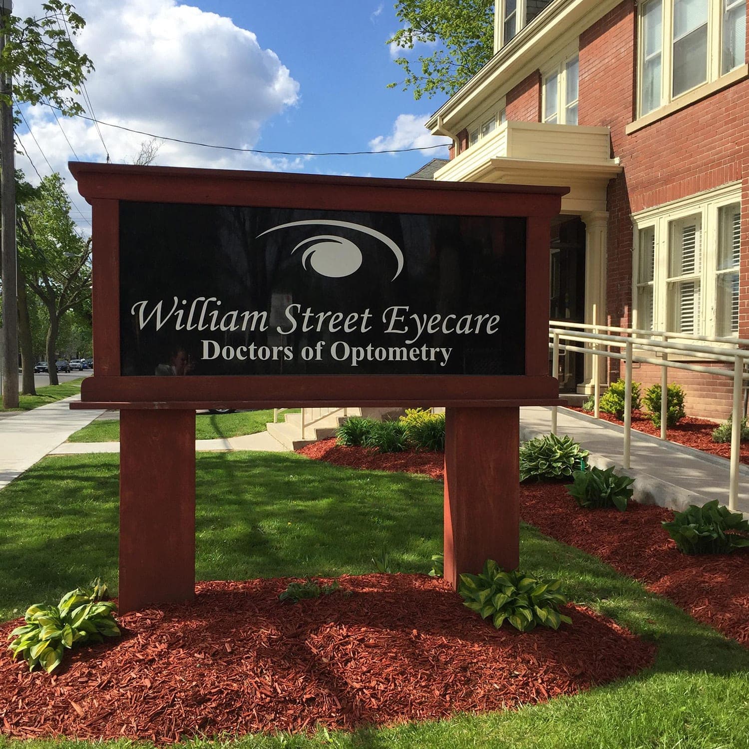 SeniorHome.ca - William Street Eyecare