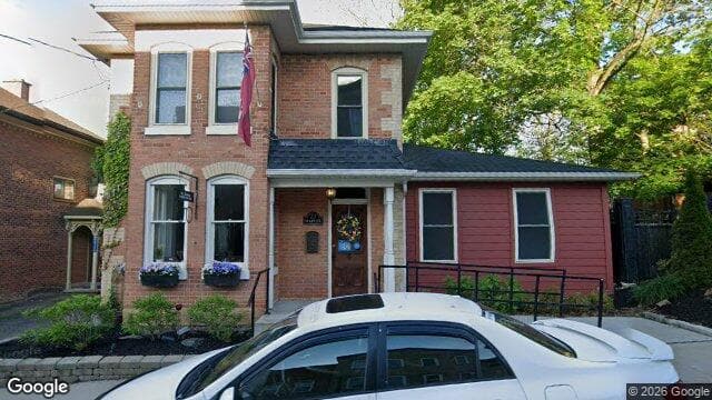 St.George Family Eyecare (Google Street View)