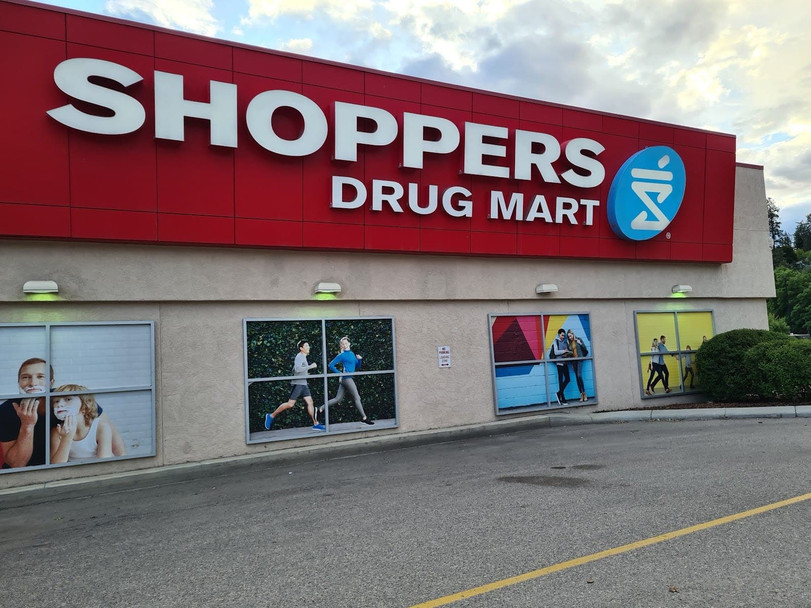 Shoppers Drug Mart (photo: Logan Saunders, via Google)