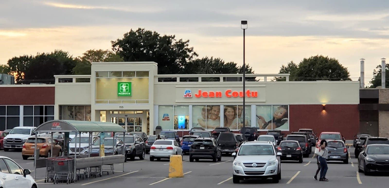 PJC Jean Coutu (photo: Stoffel De Roover, via Google)
