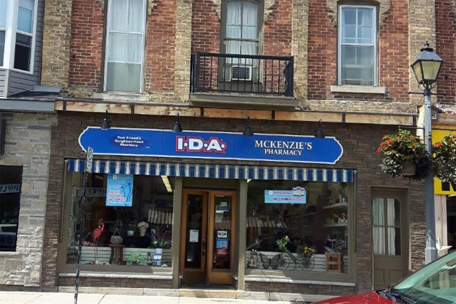 SeniorHome.ca - I.D.A. Sunshine Drugs - McKenzie’s Pharmacy