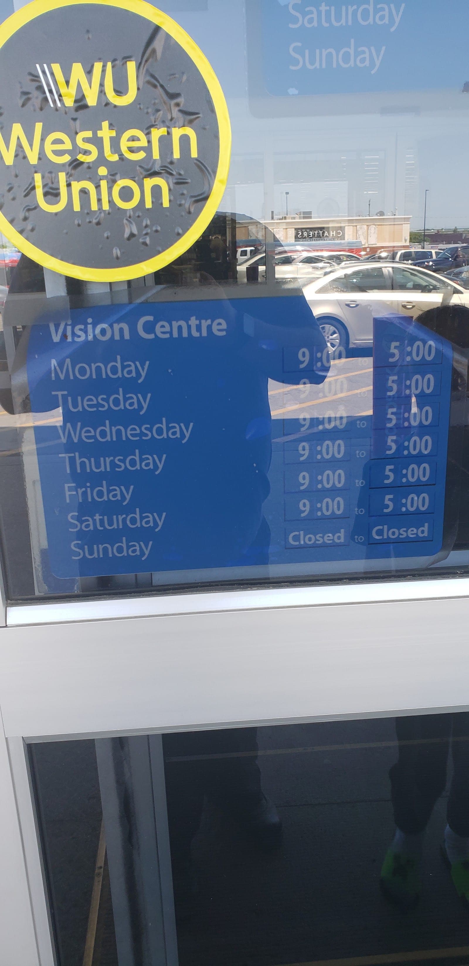 Walmart Vision Centre (photo: Matthew Davidson, via Google)