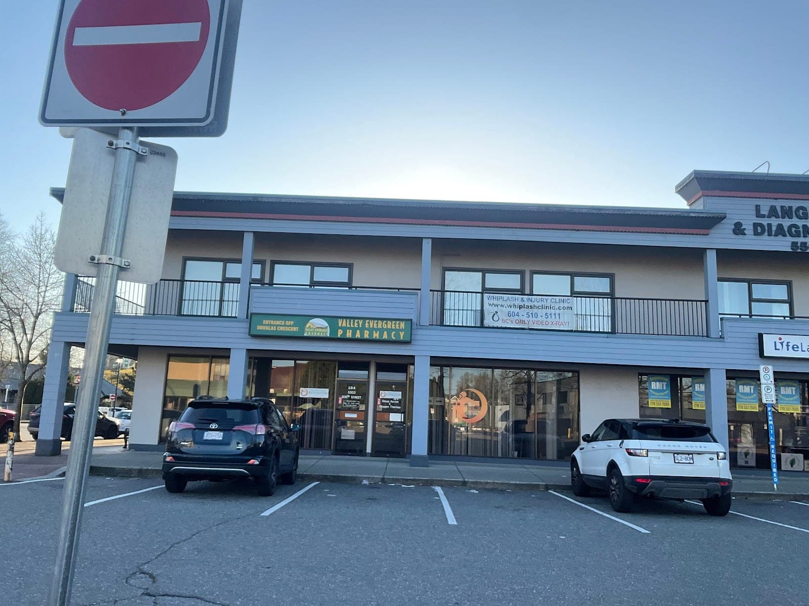 Valley Evergreen Pharmacy (photo: Luciano Bracaglia, via Google)