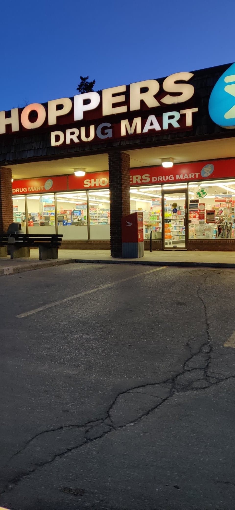 Shoppers Drug Mart (photo: Derek Phillips, via Google)