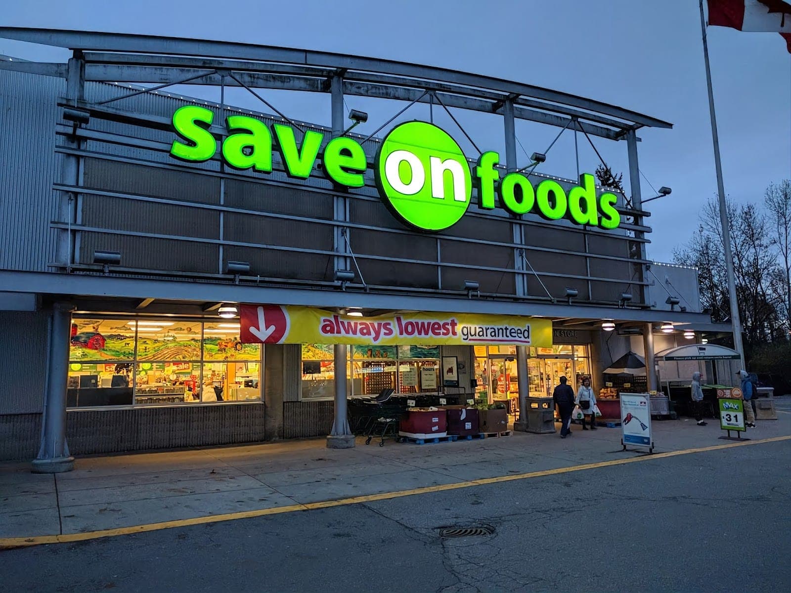 Save-On-Foods Pharmacy (photo: Lazarus, via Google)