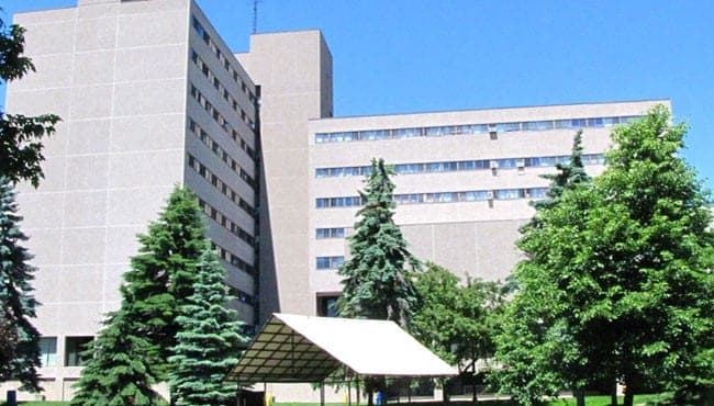 SeniorHome.ca - St. Andrew's Place