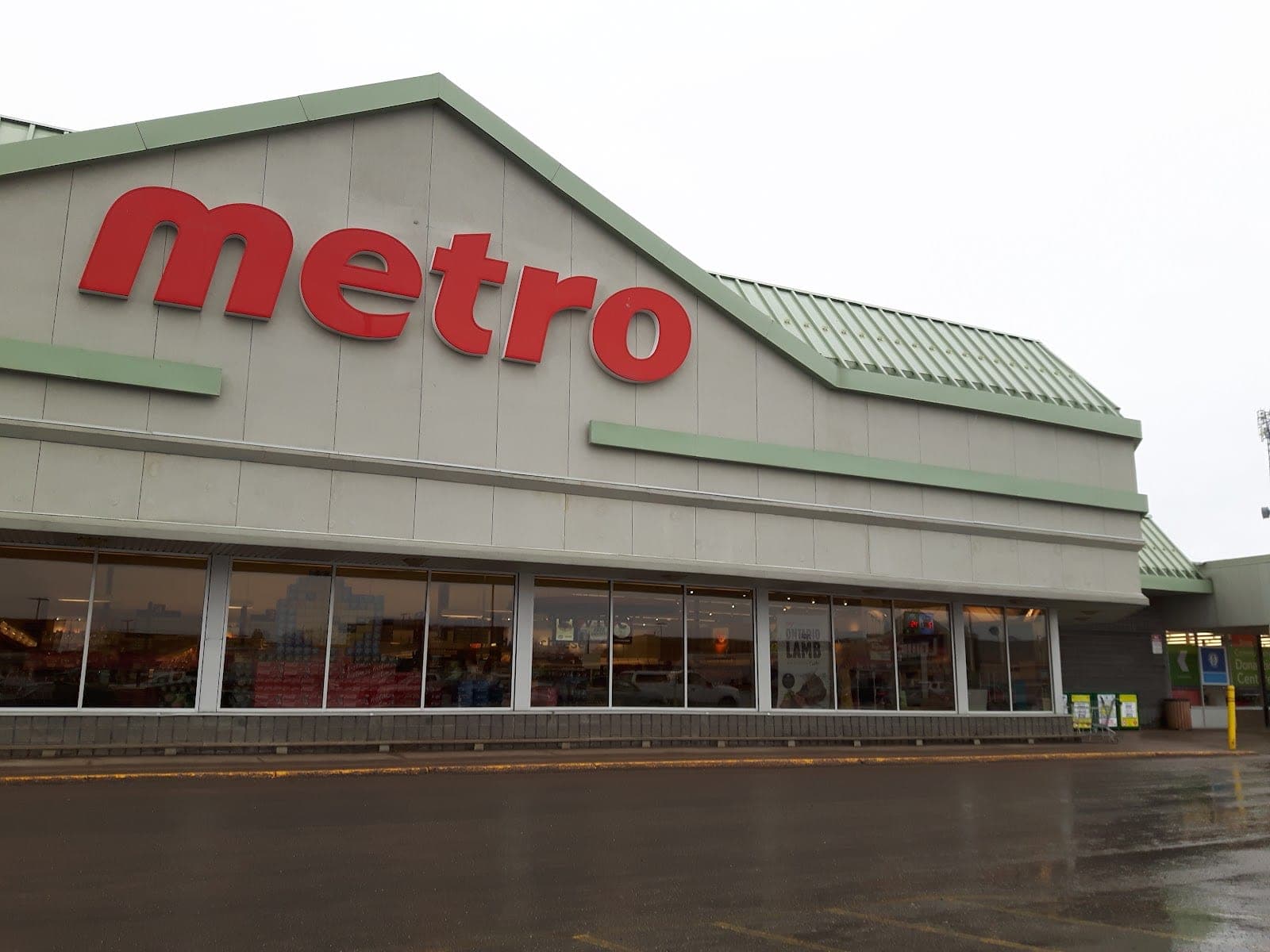 Metro (photo: Phil Sim, via Google)