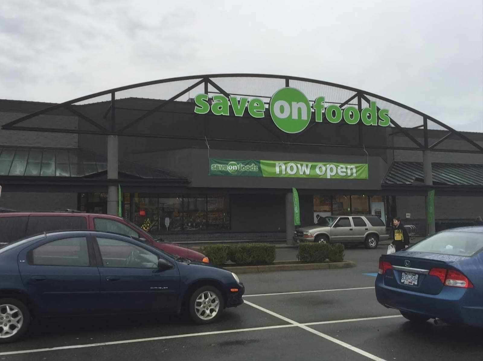 Save-On-Foods Pharmacy (photo: Lazarus, via Google)