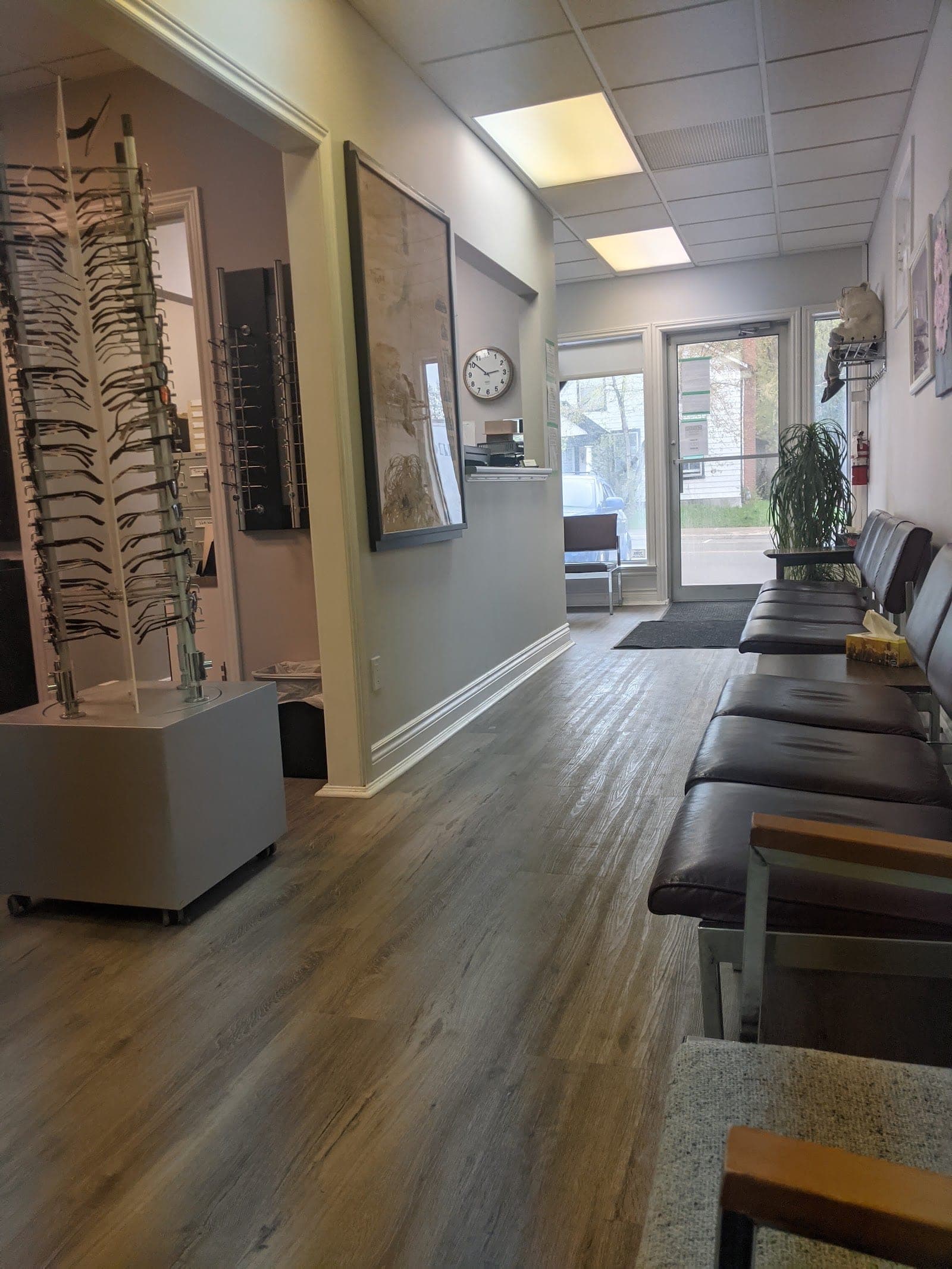 Main St. Optometry, Optometrist Serving Newmarket (photo: Melissa de Sousa, via Google)