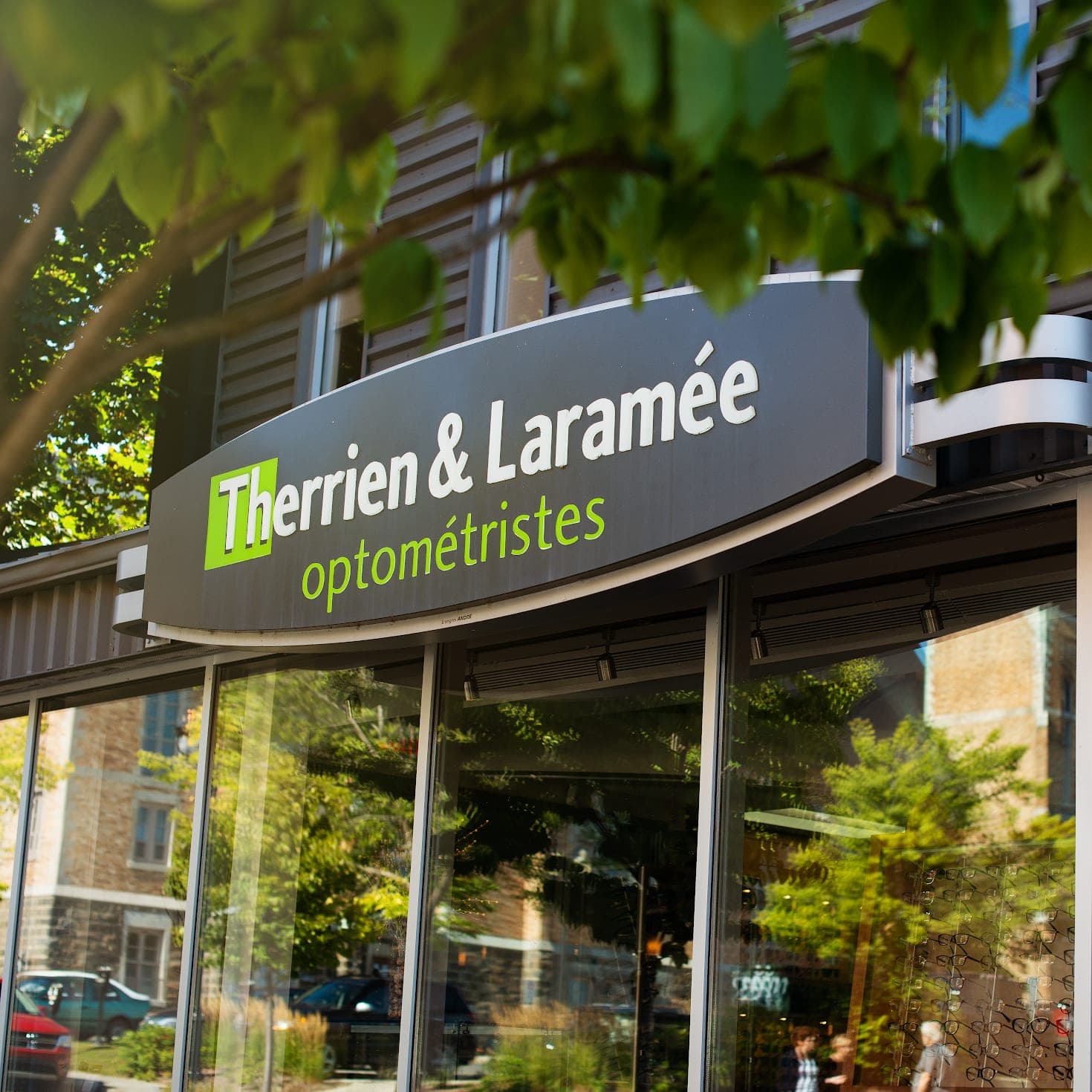 Therrien & Laramée Optometrists (photo: Minville & Simard, optométristes, via Google)