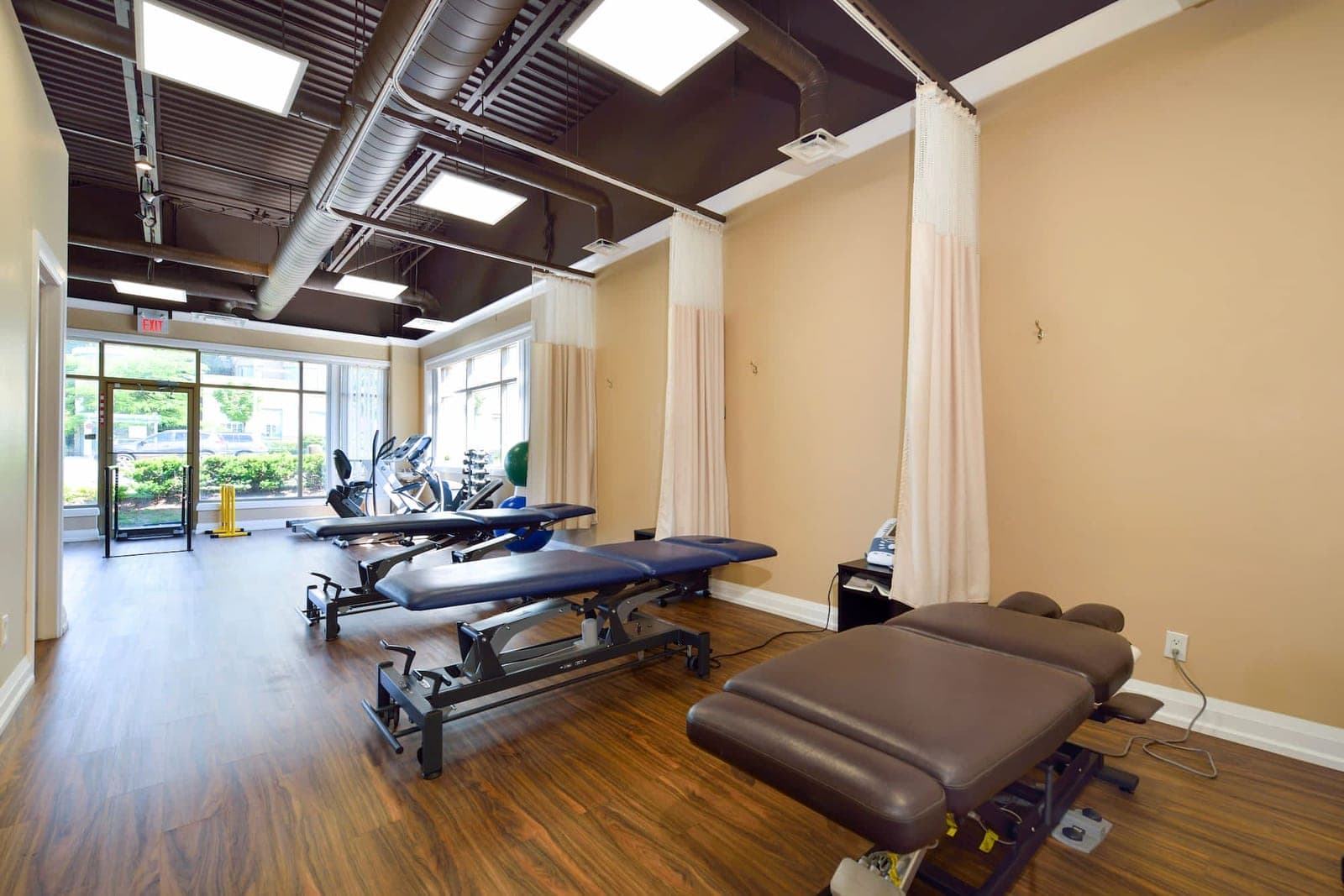 SeniorHome.ca - HealthMax Physiotherapy - Scarborough