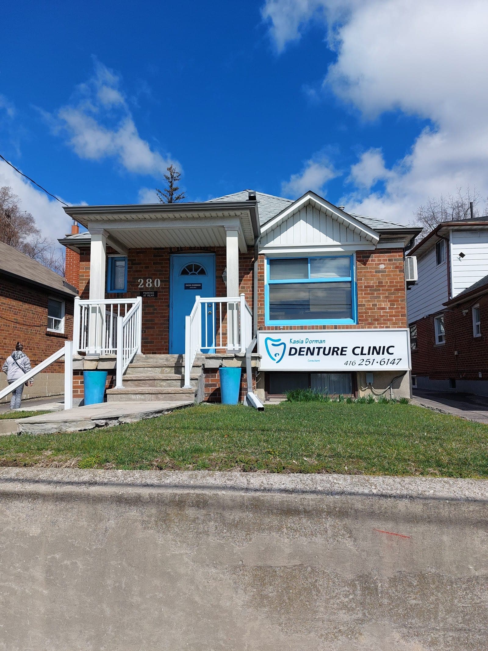 Dorman Denture Clinic (photo: Barry Kung, via Google)