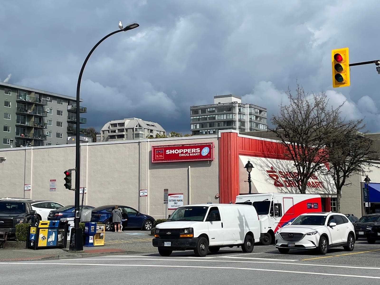 Shoppers Drug Mart (photo: Kevin T, via Google)