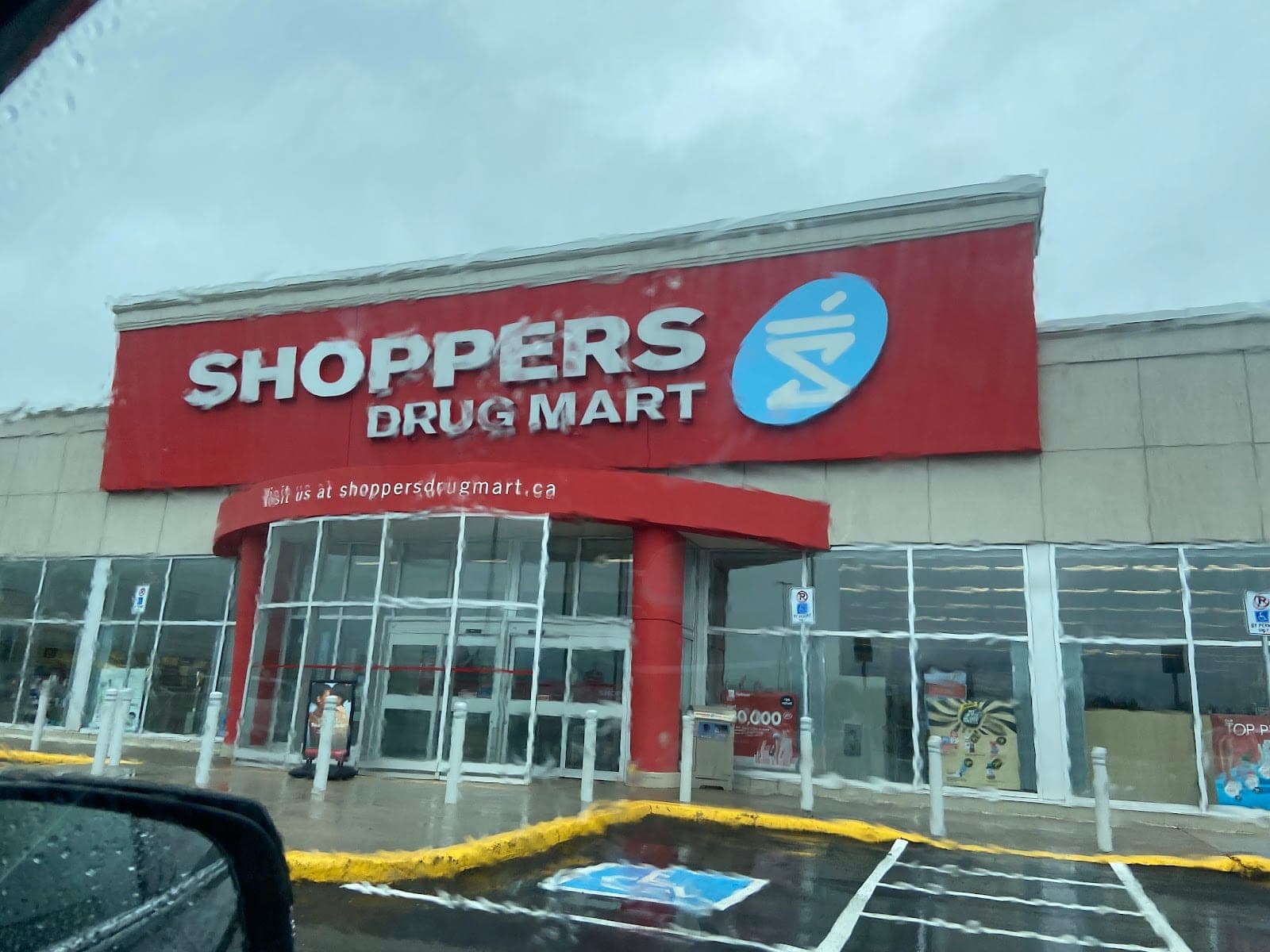 Shoppers Drug Mart (photo: Lil Power !, via Google)