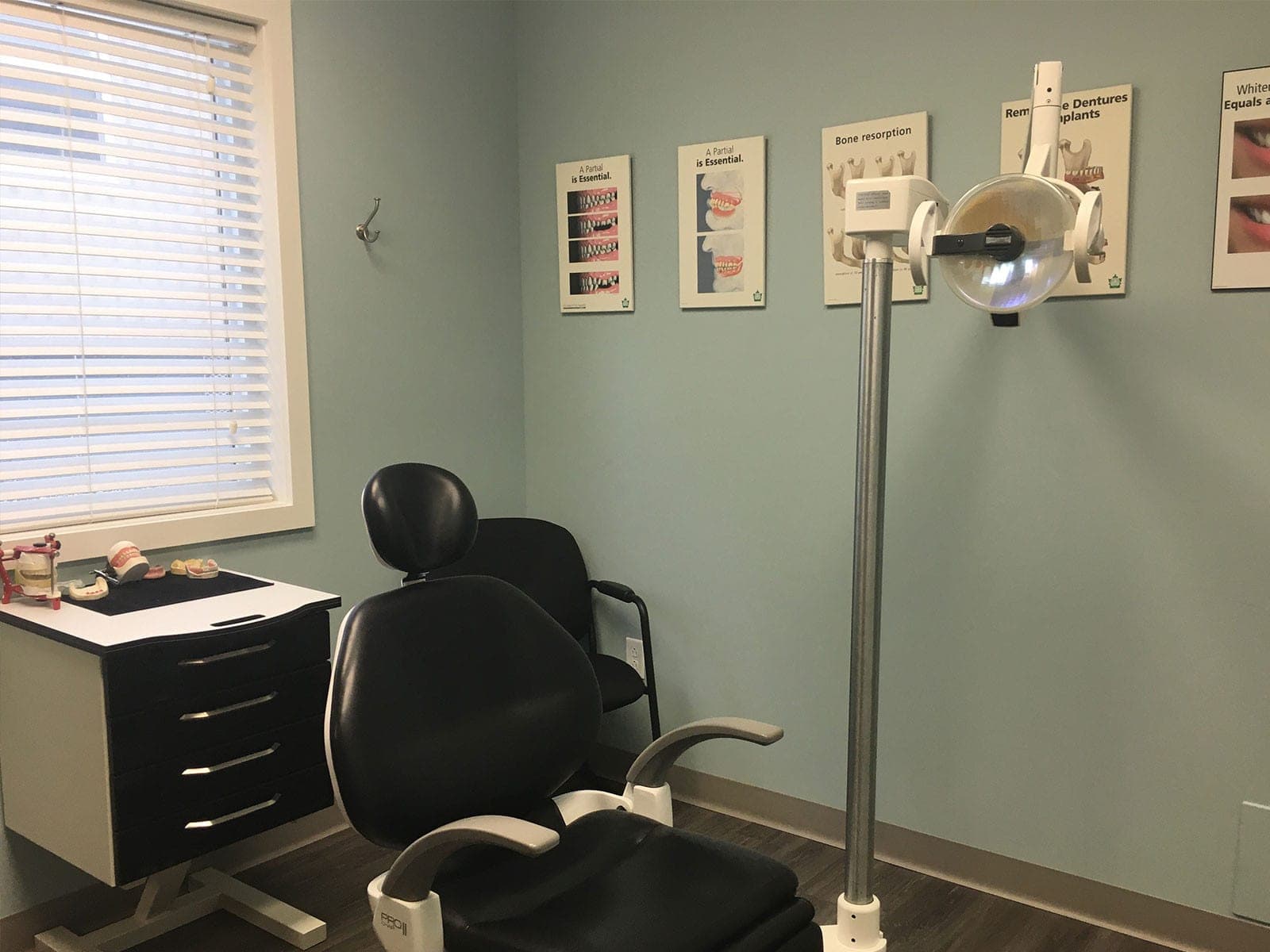 SeniorHome.ca - The Denture Centre
