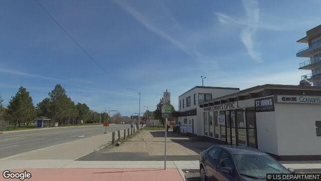 Mandville R J Dr (Google Street View)