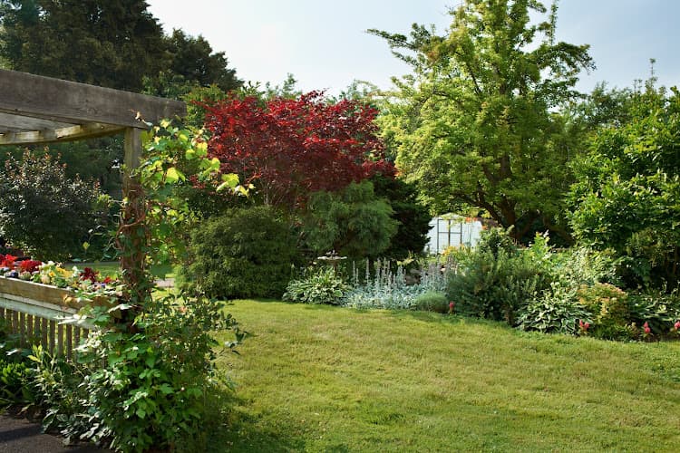 Garden City Manor Long-Term Care Home - Photo 1